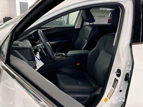 New 2026 Lexus NX 350 AWD image 9