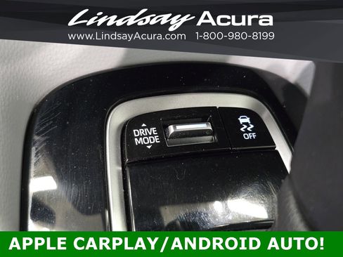 Used 2024 Toyota Corolla SE image 19