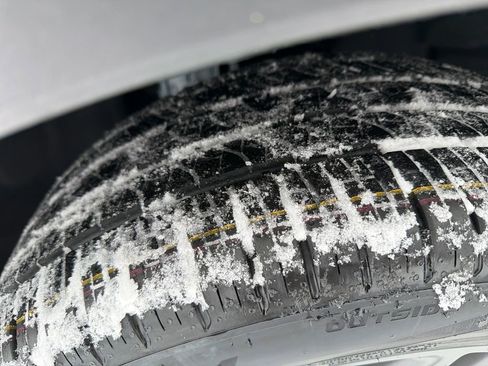 New 2026 Ford Explorer ST-Line w/ ST-Line Street Pack image 28