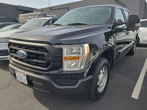 Used 2021 Ford F150 XL w/ Trailer Tow Package image 5