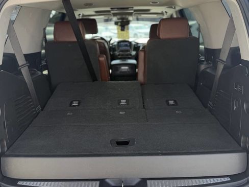 Used 2020 Chevrolet Tahoe Premier w/ Premier Plus Edition AWD/4WD image 23