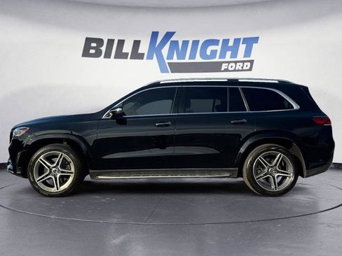 Used 2022 Mercedes-Benz GLS 450 4MATIC image 2