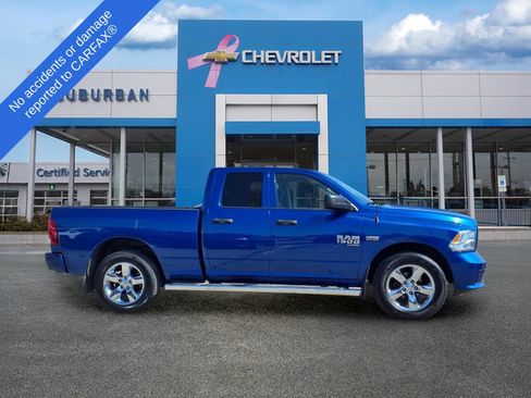 Used 2019 RAM 1500 Express w/ Express Value Package AWD/4WD image 4
