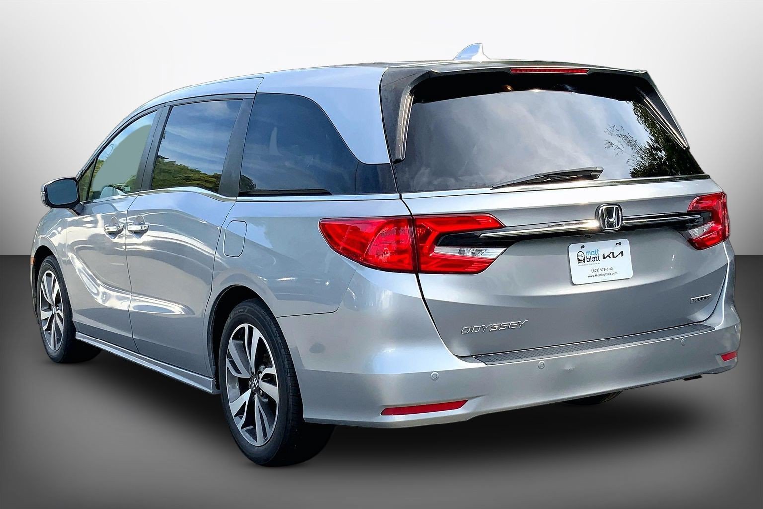 Used 2023 Honda Odyssey Touring image 13