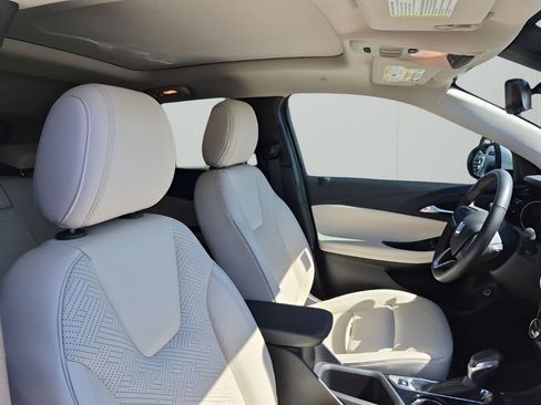 Used 2023 Buick Encore GX Essence w/ Advanced Technology Package image 15