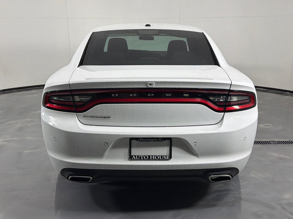 Used 2019 Dodge Charger SXT RWD image 6