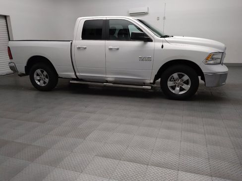 Used 2017 RAM 1500 Classic SLT image 11