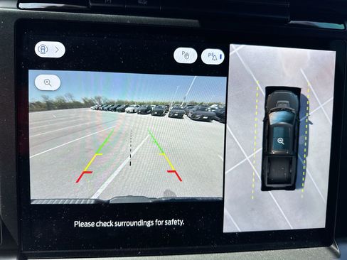 Used 2025 Ford F150 Raptor image 22