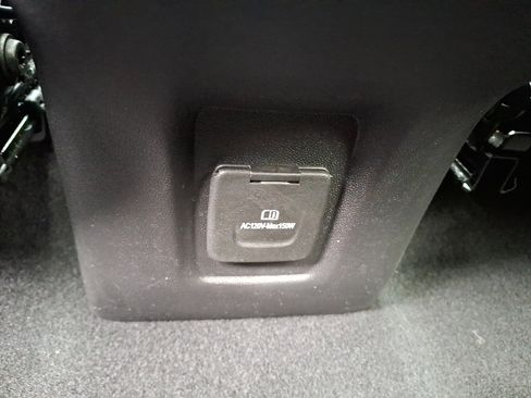 Certified 2023 Chevrolet Equinox LT image 13