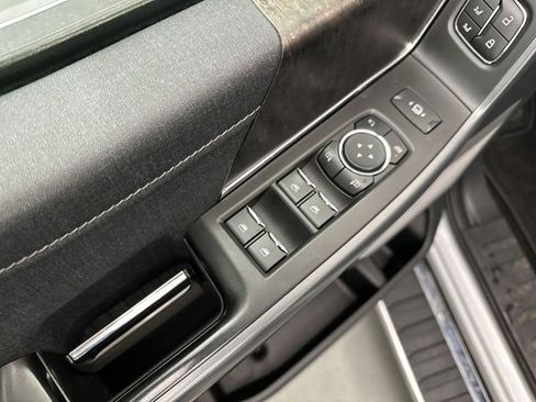 Used 2021 Ford F150 Lariat image 17