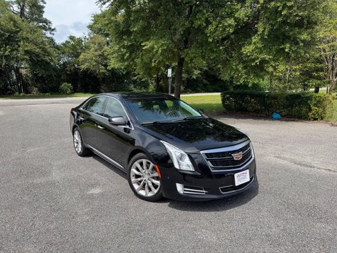 Used 2017 Cadillac XTS Luxury FWD image 8