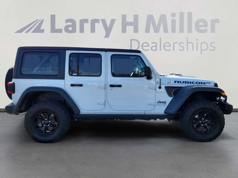 Used 2023 Jeep Wrangler Unlimited Rubicon 4xe image 6