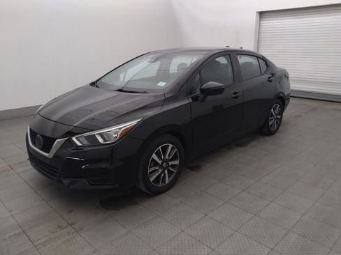 Used 2021 Nissan Versa SV FWD image 2