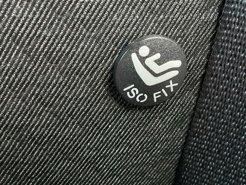 New 2025 Nissan Versa SR w/ Trunk Package image 15