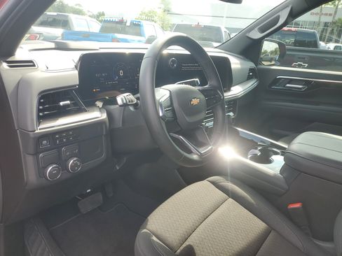 Used 2026 Chevrolet Tahoe LS RWD image 13