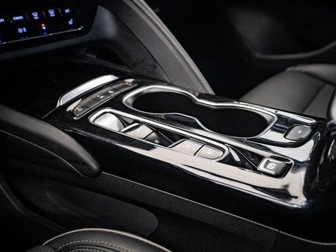 Used 2021 Buick Envision Essence w/ Sport Touring Package image 35