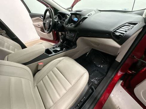 Used 2017 Ford Escape Titanium AWD/4WD image 21
