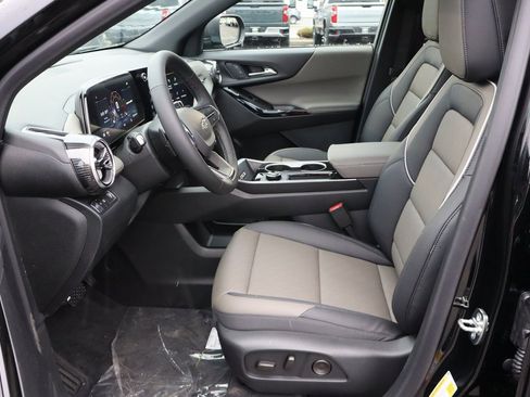 New 2026 Chevrolet Equinox LT w/ Convenience Package II image 5
