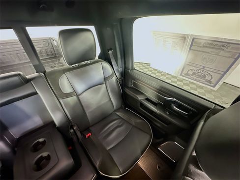 Used 2025 RAM 3500 Laramie image 14