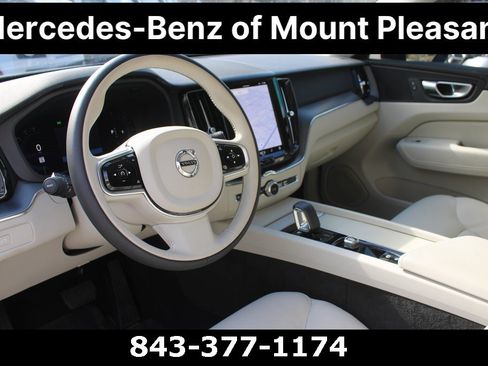 Used 2025 Volvo XC60 B5 Plus w/ Protection Package Premier image 21