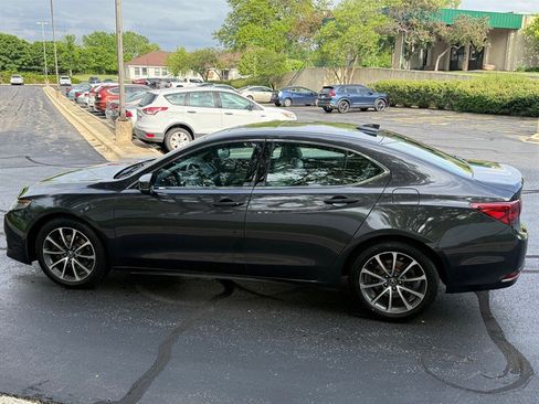 Used 2015 Acura TLX V6 w/ Technology Package FWD image 9