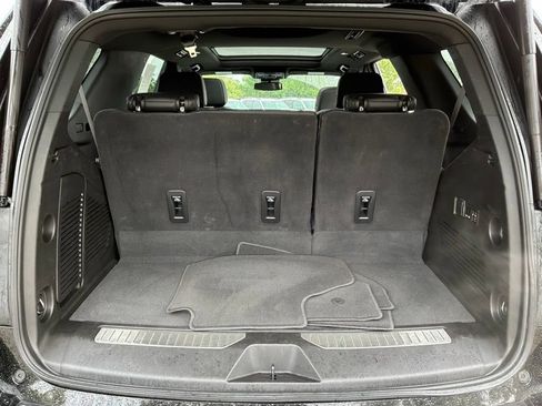 Used 2023 Chevrolet Tahoe RST w/ Luxury Package AWD/4WD image 30