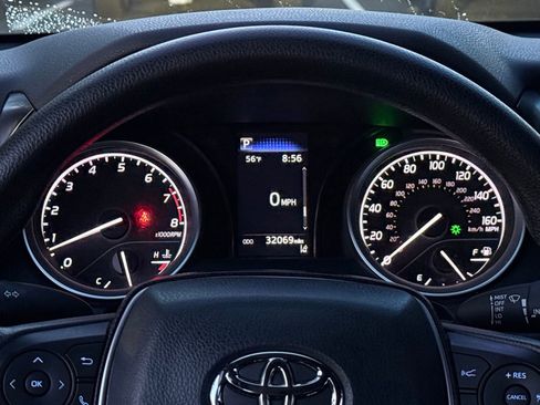 Used 2023 Toyota Camry LE FWD image 29