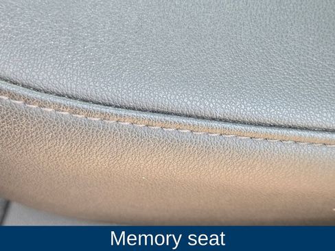 Used 2024 Chevrolet Malibu LT FWD image 11