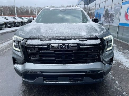 Used 2026 GMC Terrain Elevation w/ Elevation Premium Package image 29