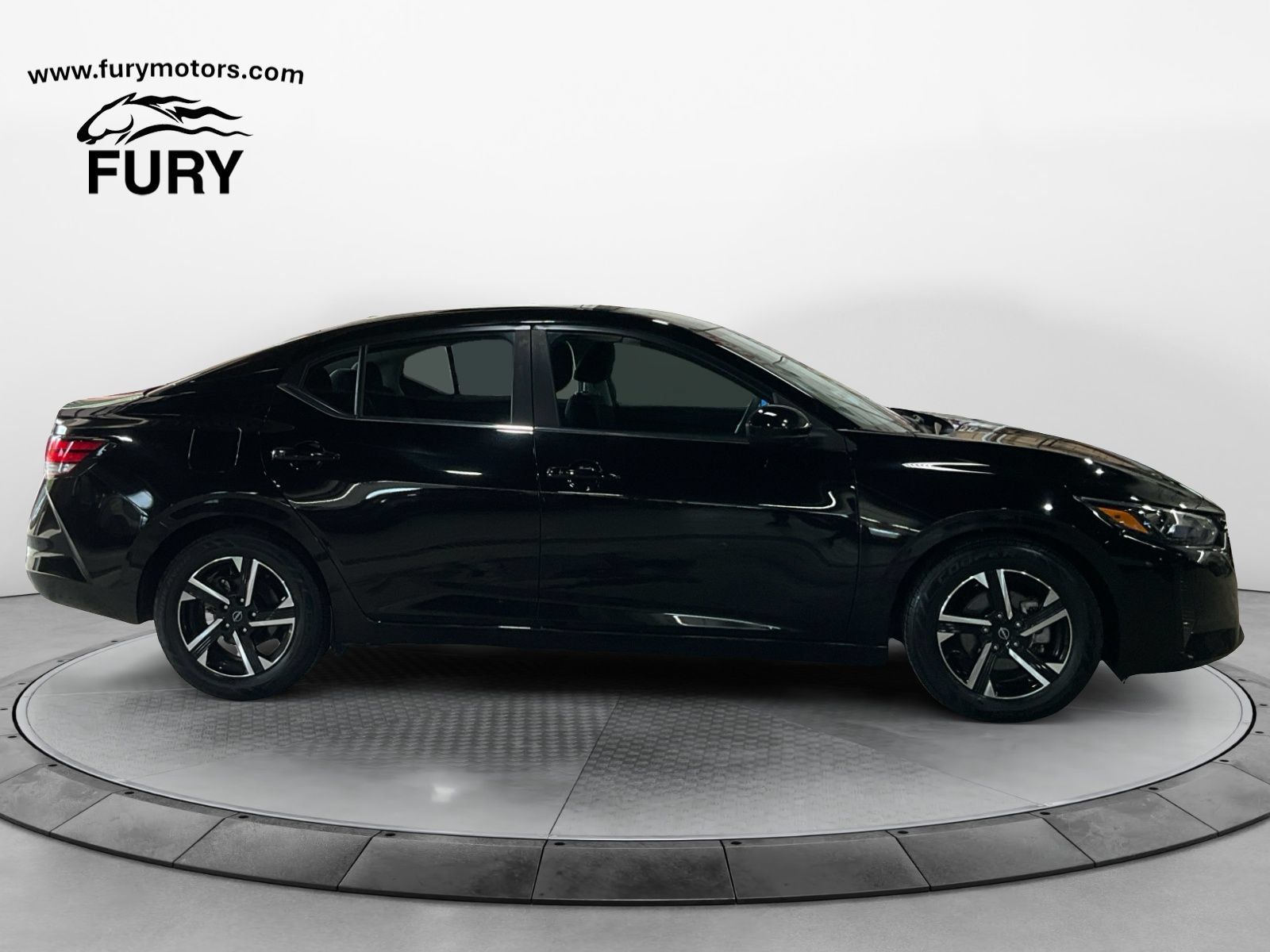 Used 2024 Nissan Sentra SV FWD image 3