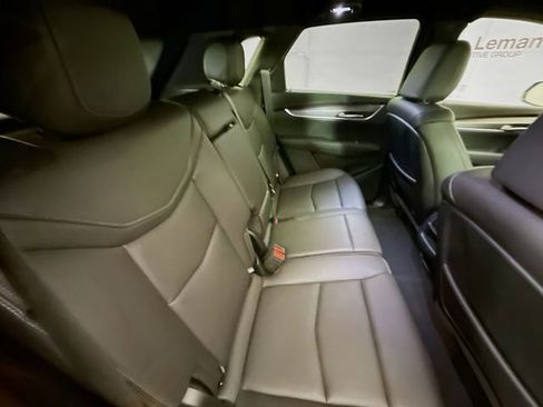 Used 2024 Cadillac XT5 Luxury image 30