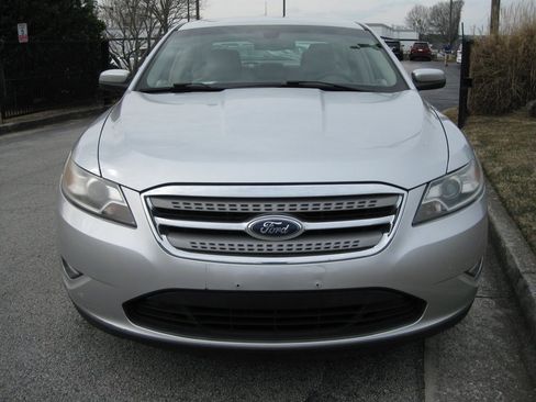 Used 2011 Ford Taurus SEL w/ 201A Rapid Spec Order Code image 2