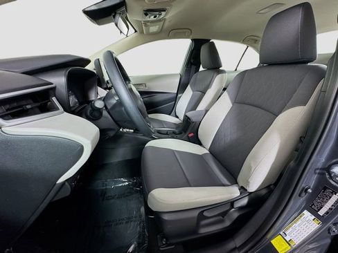 Certified 2025 Toyota Corolla LE FWD image 17