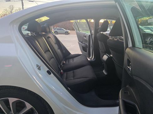 Used 2015 Honda Accord Sport image 21