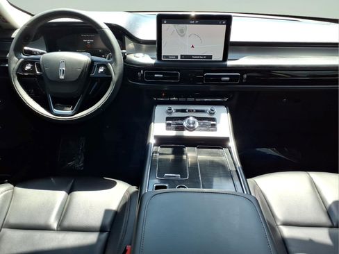 Certified 2023 Lincoln Aviator AWD w/ Premium Package image 17