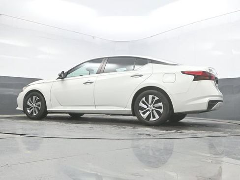 Used 2021 Nissan Altima 2.5 S FWD image 40