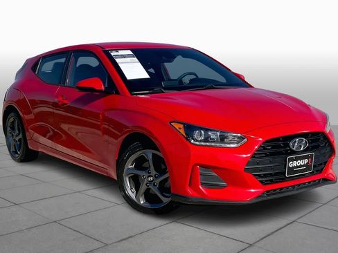 Used 2019 Hyundai Veloster 2.0 image 2