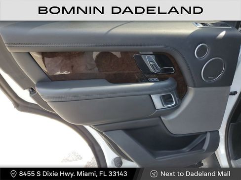 Used 2020 Land Rover Range Rover HSE image 9