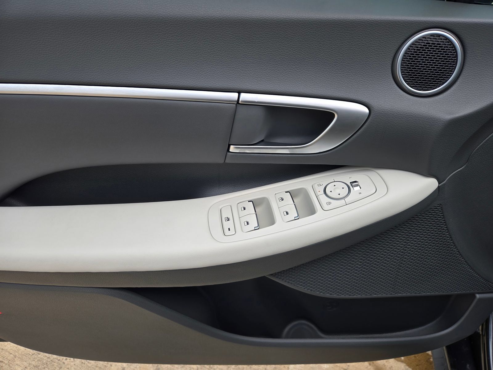 New 2026 Hyundai Sonata Blue FWD image 19