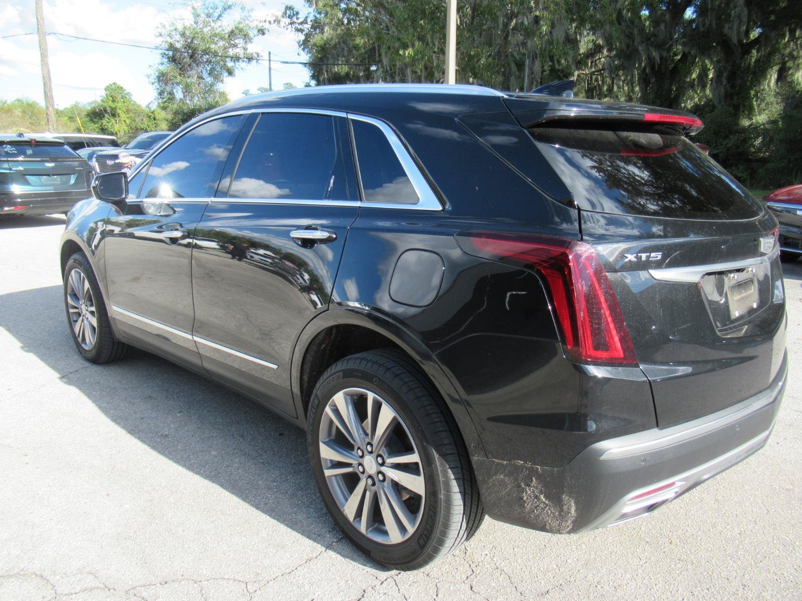 Used 2024 Cadillac XT5 Premium Luxury FWD image 5