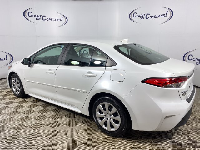 Certified 2024 Toyota Corolla LE FWD image 4