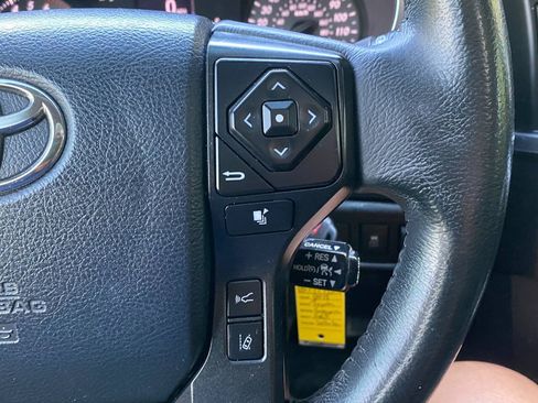 Used 2018 Toyota Sequoia TRD Sport RWD image 22