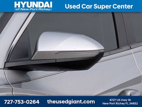 Certified 2022 Hyundai Tucson SEL FWD image 11