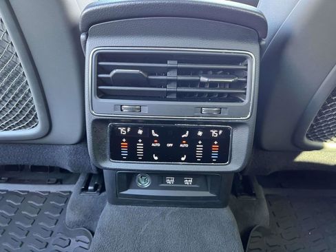 Used 2020 Audi Q8 Premium Plus w/ Premium Plus Package image 20