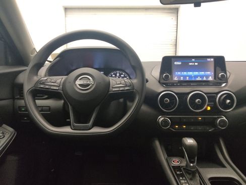 Used 2024 Nissan Sentra S FWD image 22