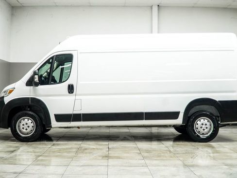 Used 2023 RAM ProMaster 2500 image 9