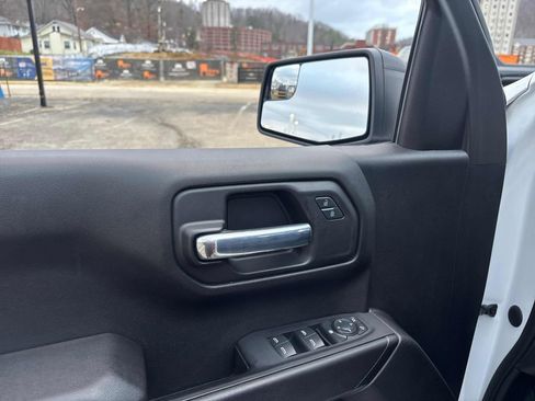 Used 2021 Chevrolet Silverado 1500 Custom image 10
