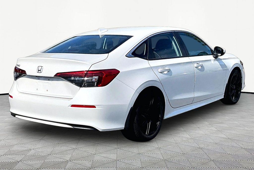 Used 2024 Honda Civic EX image 6