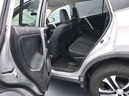 Used 2016 Toyota RAV4 LE AWD/4WD image 21