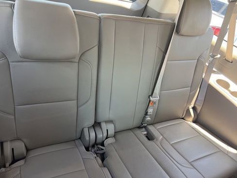 Used 2016 Chevrolet Suburban LTZ AWD/4WD image 25
